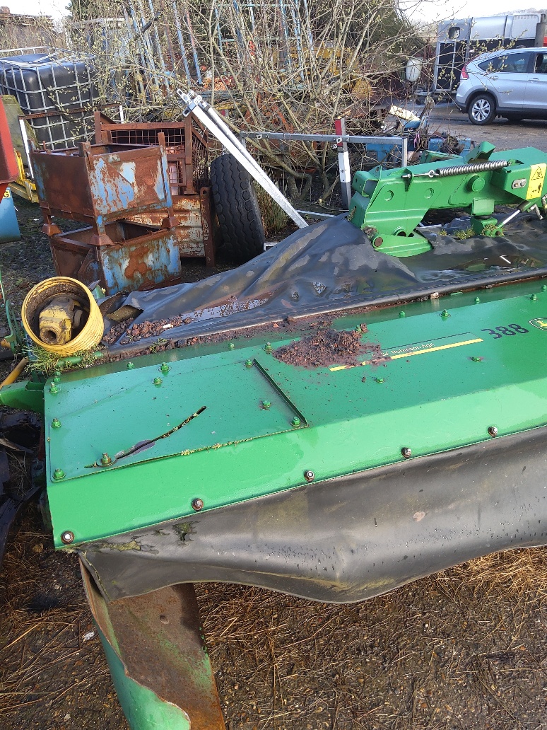 /photos/165472969520200306_ JD 388 Butterfly 5mowers.jpg